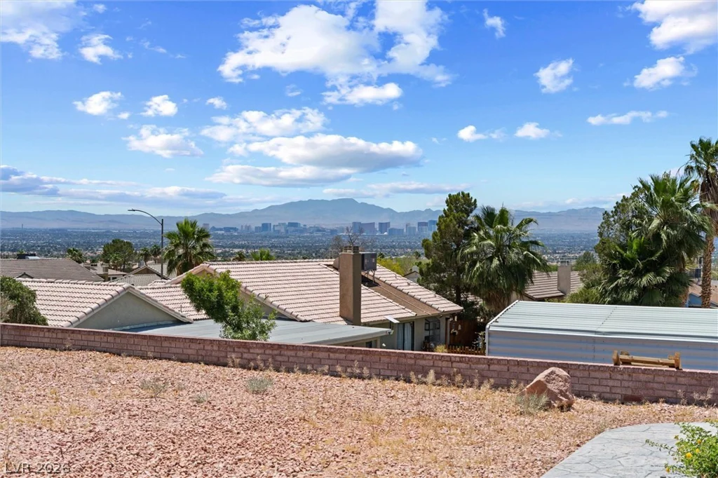 1745 Elderberry, Las Vegas, NV 89156