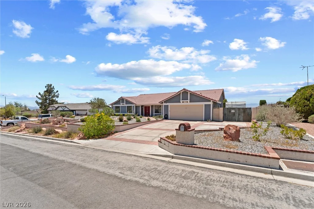 1745 Elderberry, Las Vegas, NV 89156
