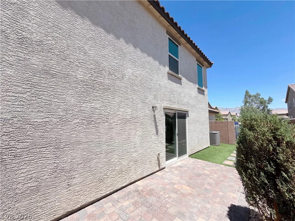 932 Dorrell, North Las Vegas, NV 89086