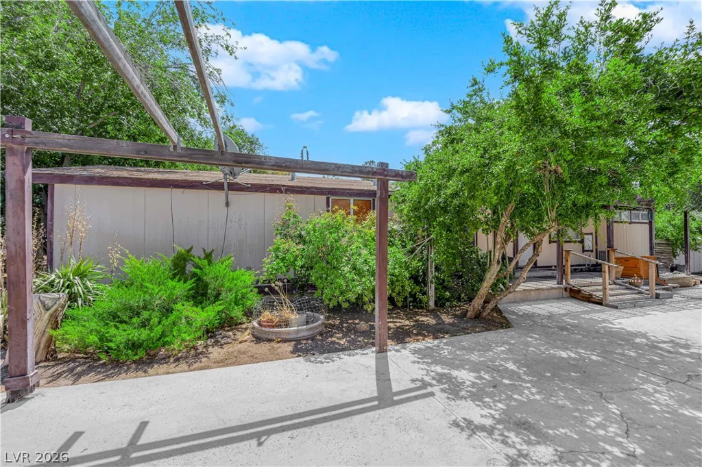601 West, Pahrump, NV 89048