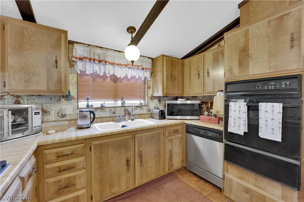 601 West, Pahrump, NV 89048