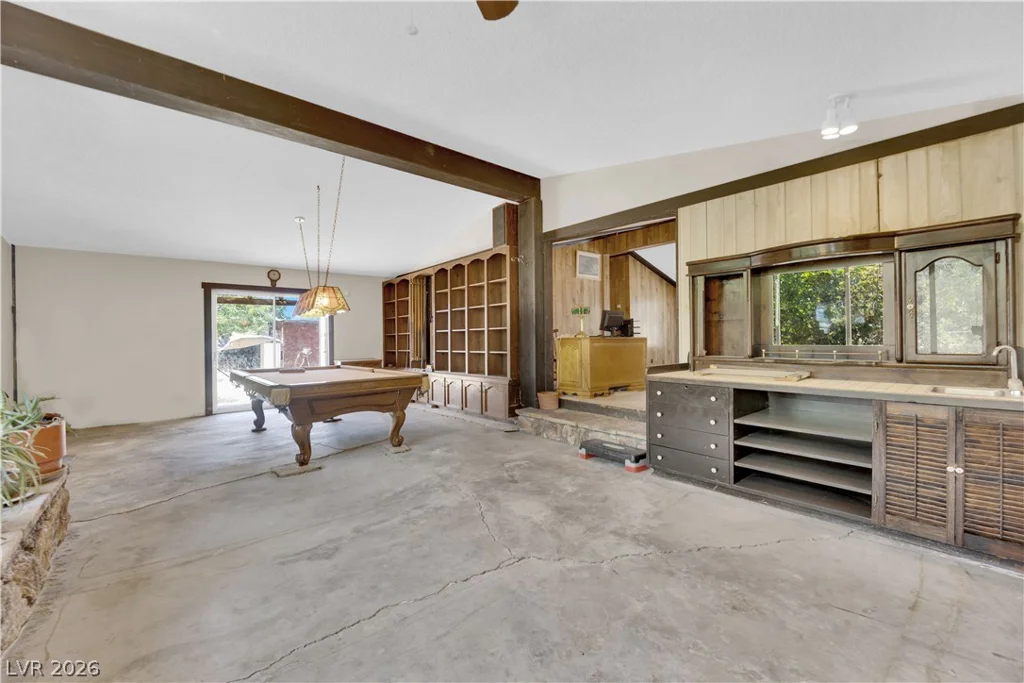601 West, Pahrump, NV 89048