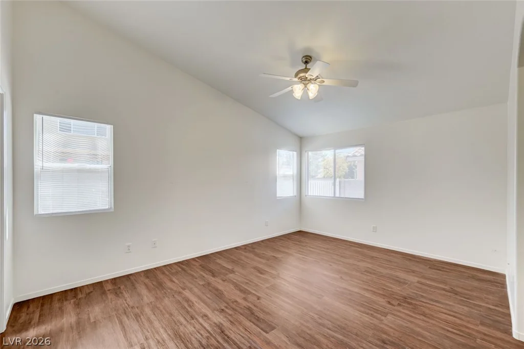 635 Castlebridge, Las Vegas, NV 89123
