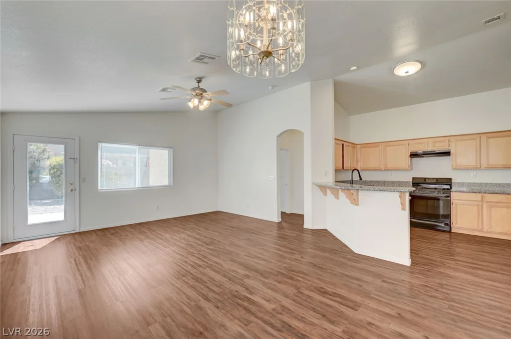 635 Castlebridge, Las Vegas, NV 89123