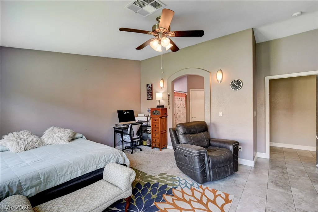 910 Cobblestone Cove, North Las Vegas, NV 89081