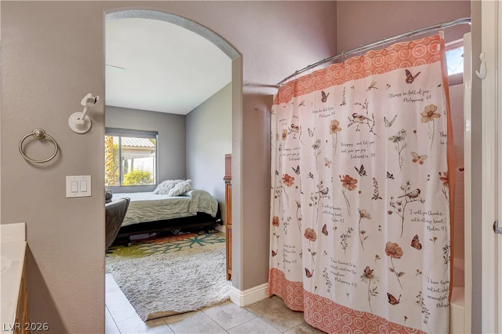 910 Cobblestone Cove, North Las Vegas, NV 89081