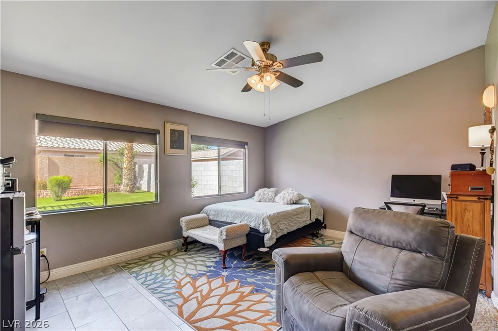 910 Cobblestone Cove, North Las Vegas, NV 89081