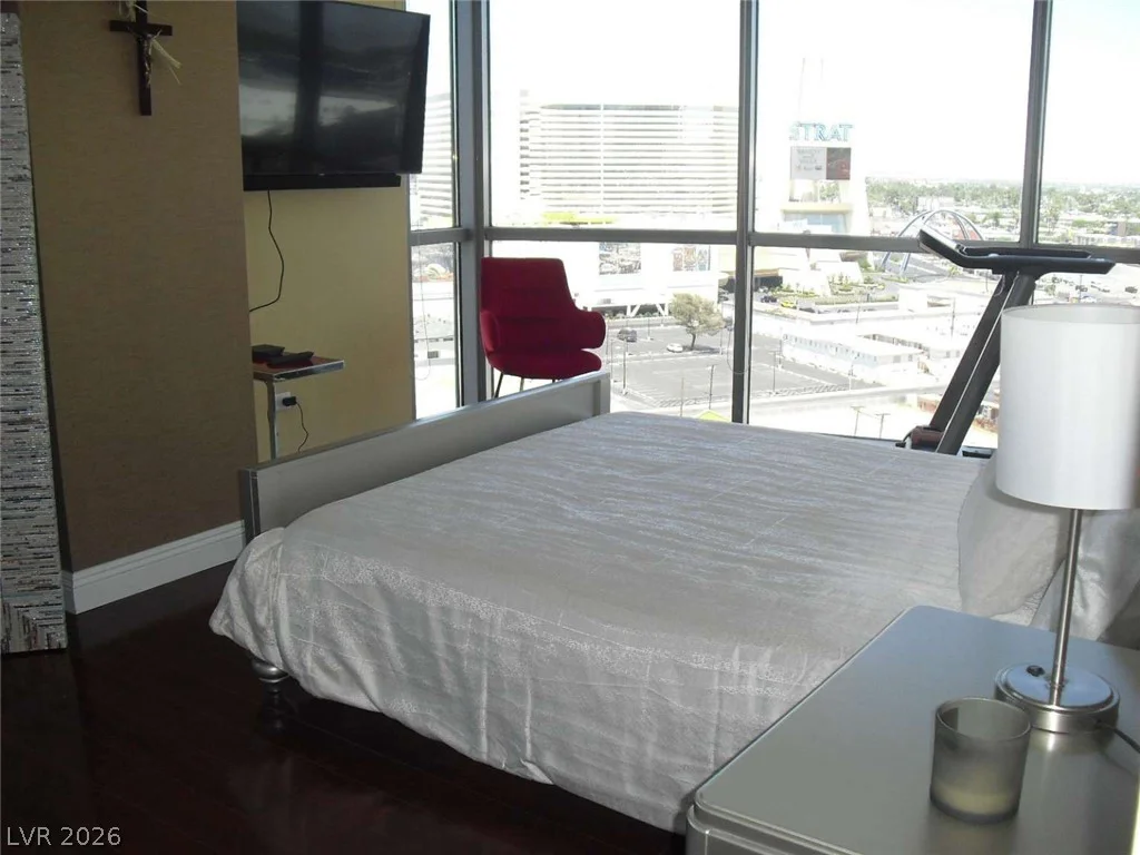 200 Sahara, Las Vegas, NV 89102