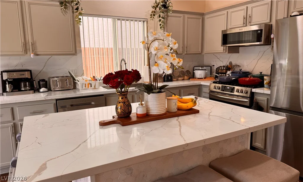1016 Bistro Bay, North Las Vegas, NV 89086