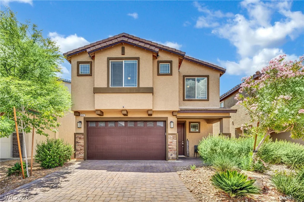 9267 Bluemist Falls, Las Vegas, NV 89123