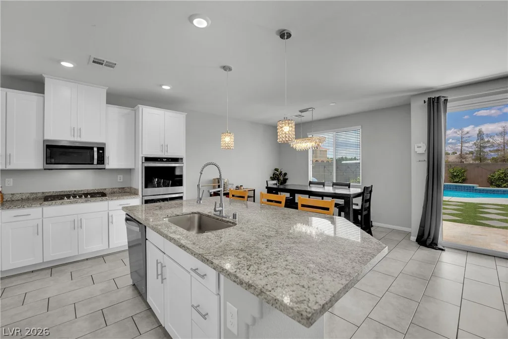 9267 Bluemist Falls, Las Vegas, NV 89123
