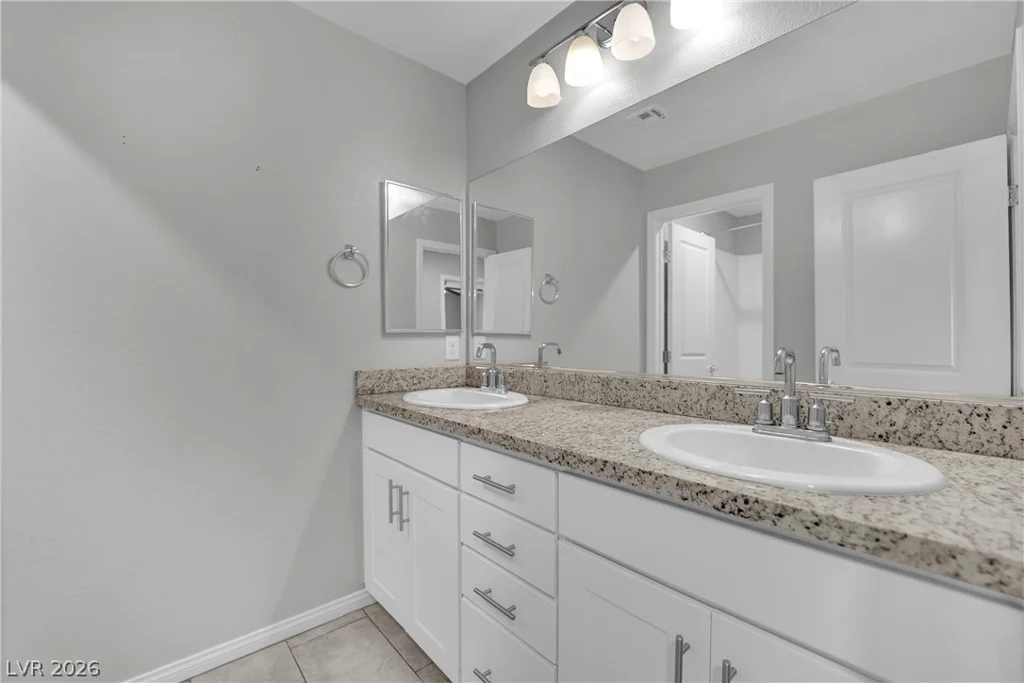 9267 Bluemist Falls, Las Vegas, NV 89123