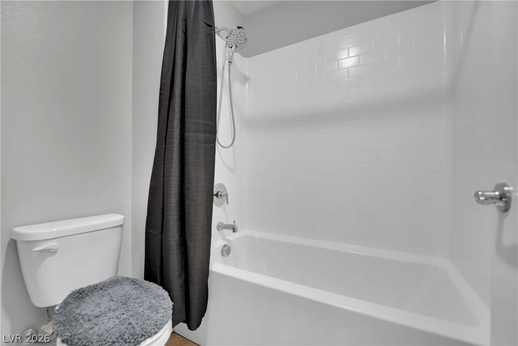 9267 Bluemist Falls, Las Vegas, NV 89123