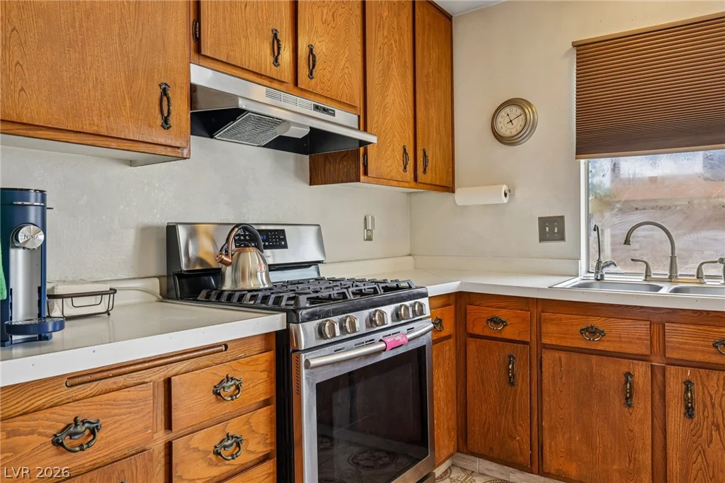 3300 Mary Ann, Las Vegas, NV 89101