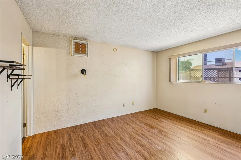 3300 Mary Ann, Las Vegas, NV 89101