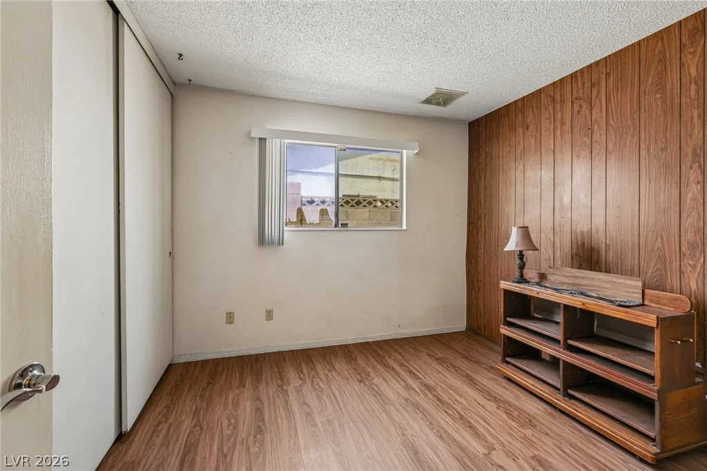 3300 Mary Ann, Las Vegas, NV 89101