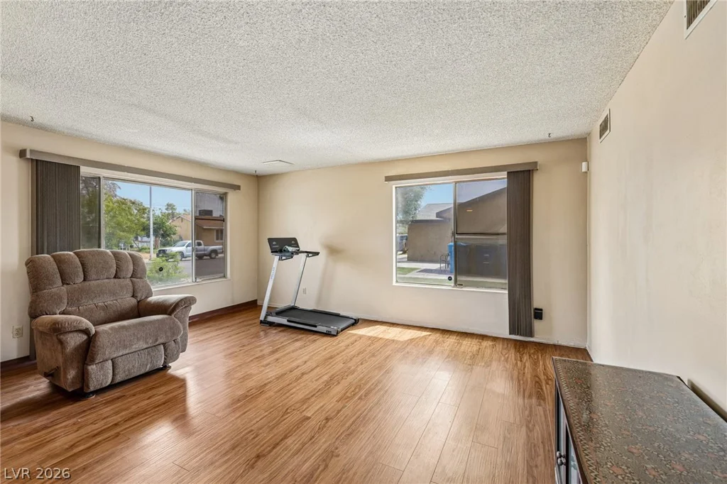3300 Mary Ann, Las Vegas, NV 89101