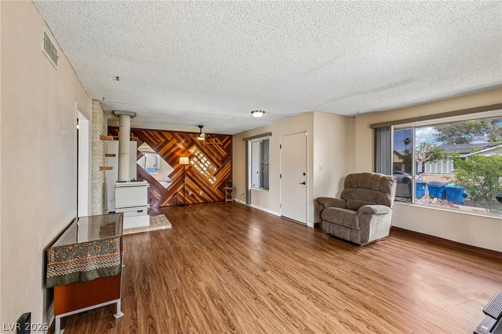 3300 Mary Ann, Las Vegas, NV 89101