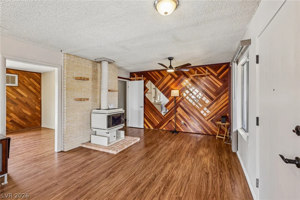3300 Mary Ann, Las Vegas, NV 89101