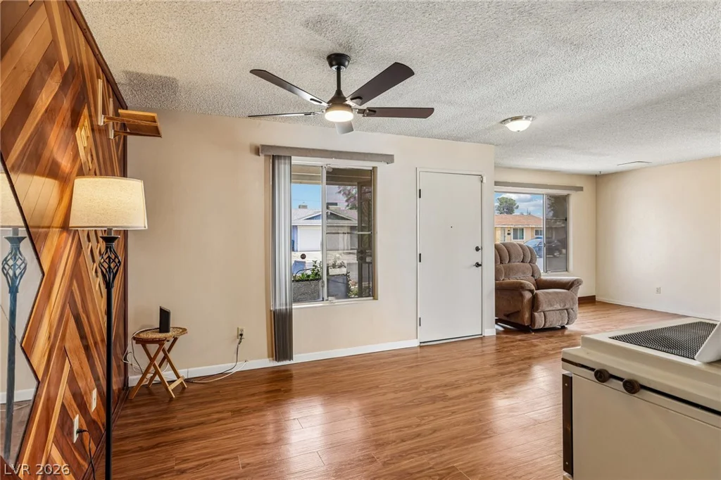3300 Mary Ann, Las Vegas, NV 89101