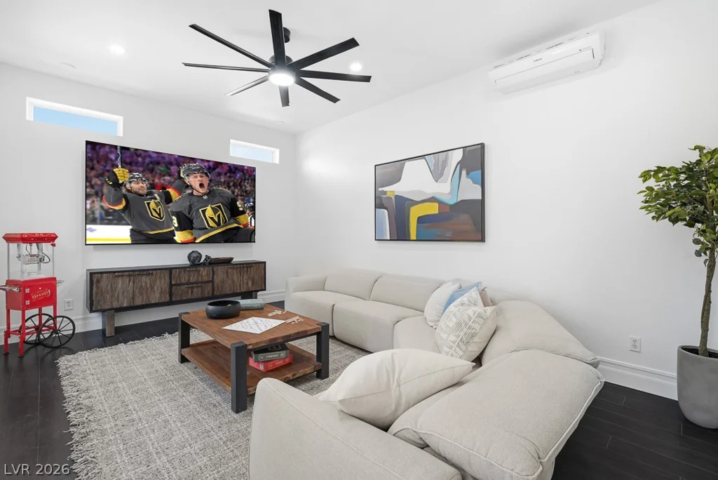 11208 Dell Cliffs, Las Vegas, NV 89144