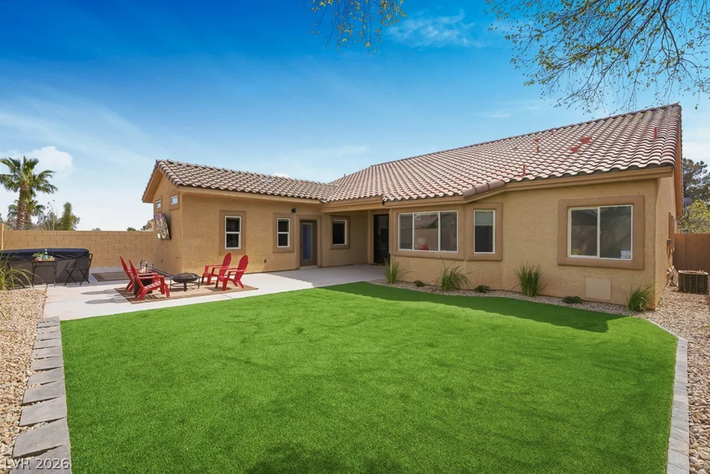 11208 Dell Cliffs, Las Vegas, NV 89144
