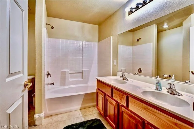 10363 Madagascar Palm, Las Vegas, NV 89141