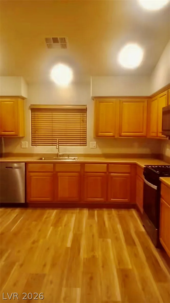 10363 Madagascar Palm, Las Vegas, NV 89141