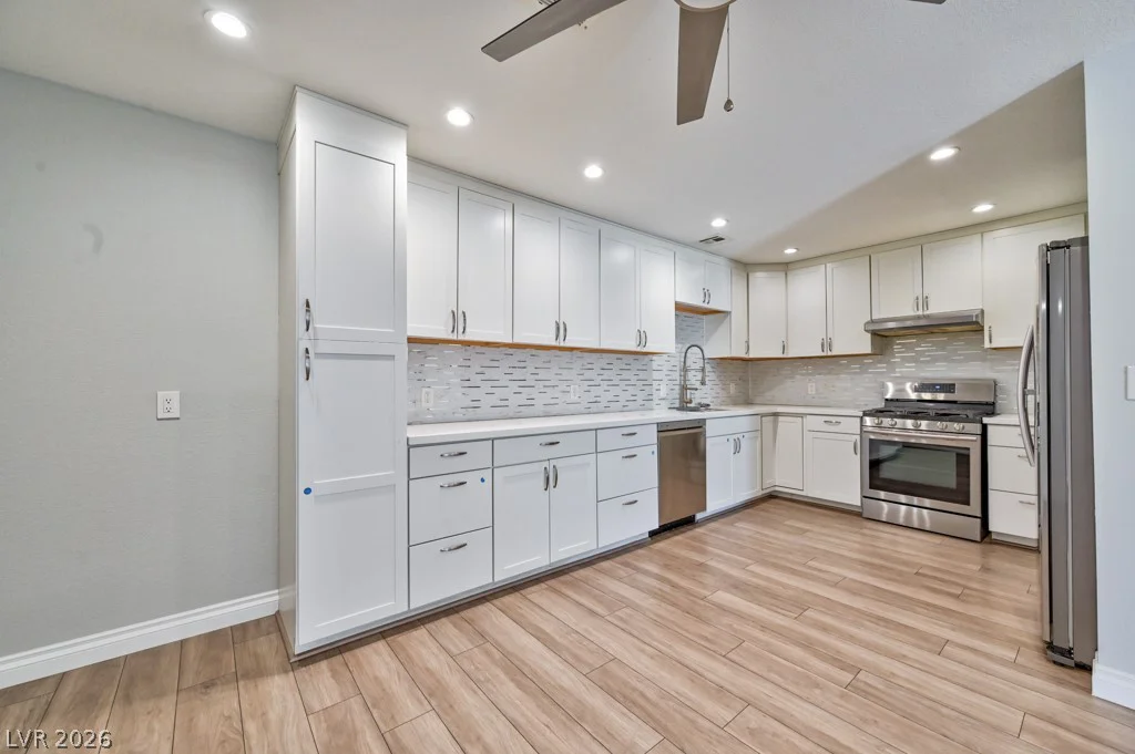 7005 Grassy Knoll, Las Vegas, NV 89147