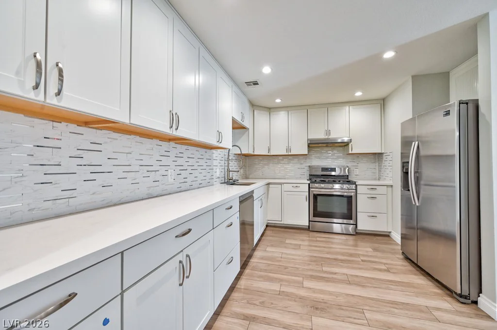 7005 Grassy Knoll, Las Vegas, NV 89147