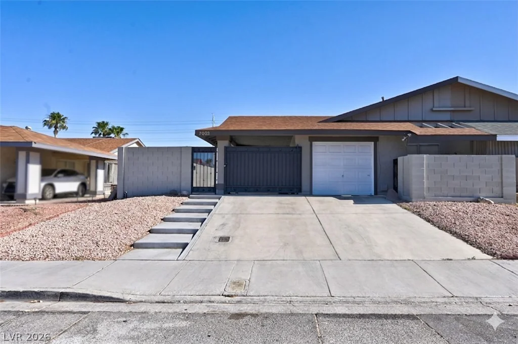 7005 Grassy Knoll, Las Vegas, NV 89147