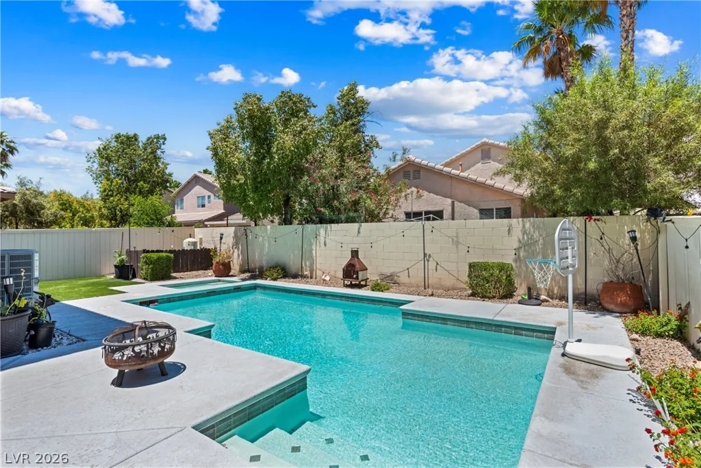 688 Canfield Point, Las Vegas, NV 89183