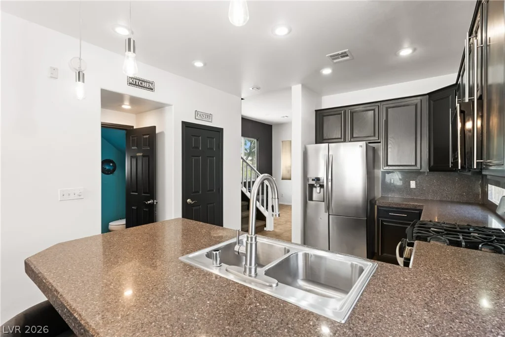 688 Canfield Point, Las Vegas, NV 89183