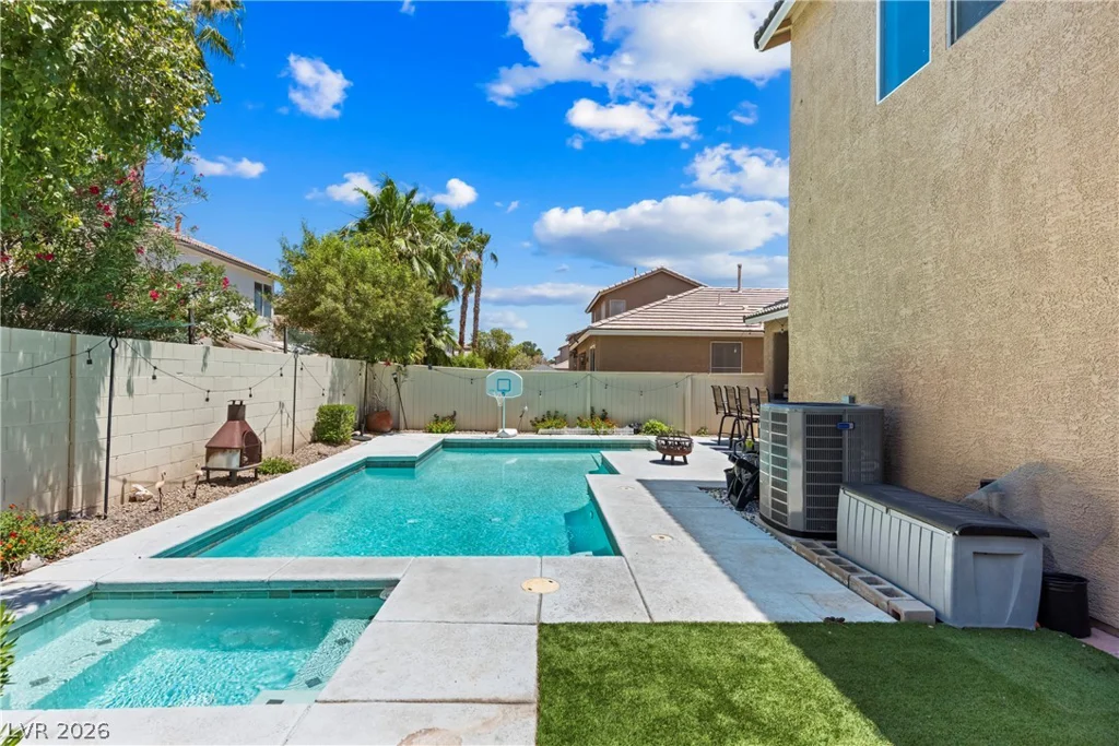 688 Canfield Point, Las Vegas, NV 89183