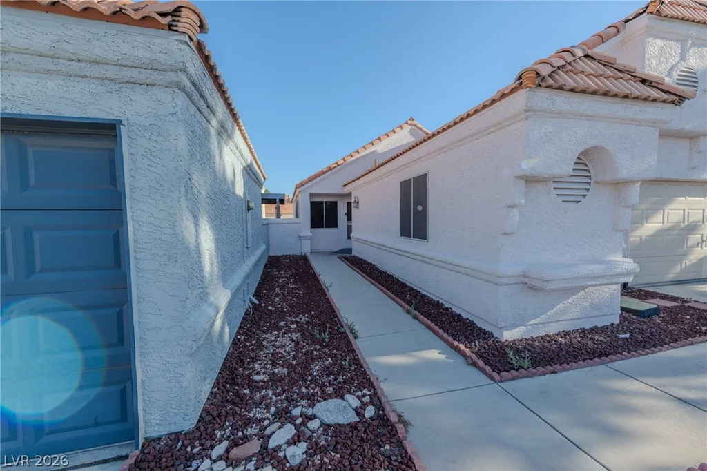 7409 Winter Garden, Las Vegas, NV 89145