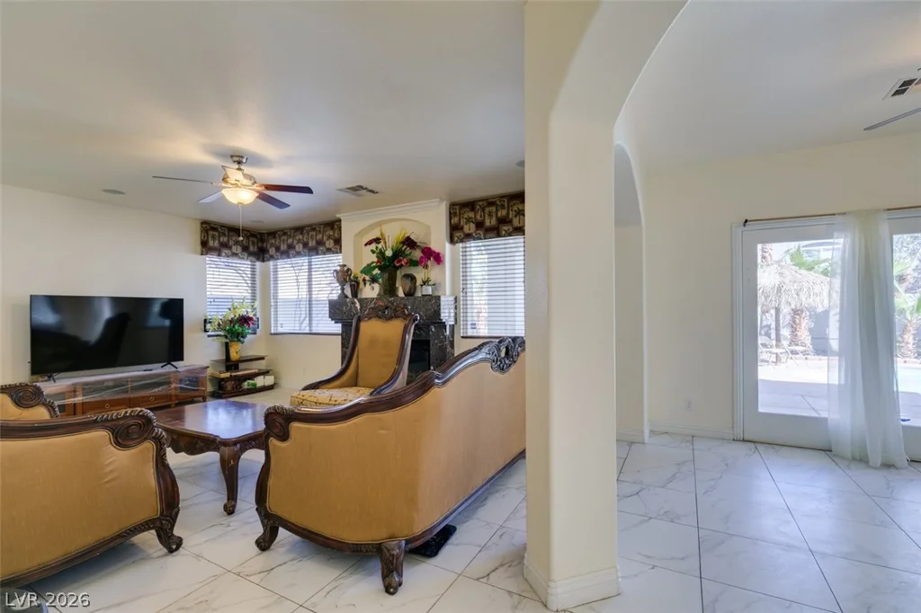 10 Gulf Pines, Las Vegas, NV 89148