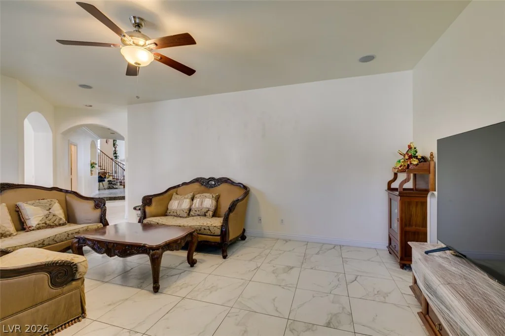 10 Gulf Pines, Las Vegas, NV 89148