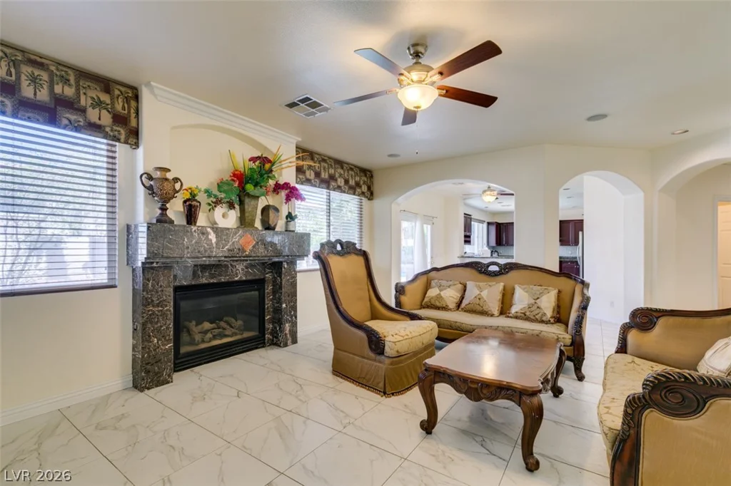 10 Gulf Pines, Las Vegas, NV 89148