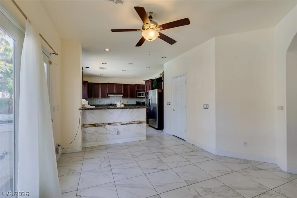 10 Gulf Pines, Las Vegas, NV 89148