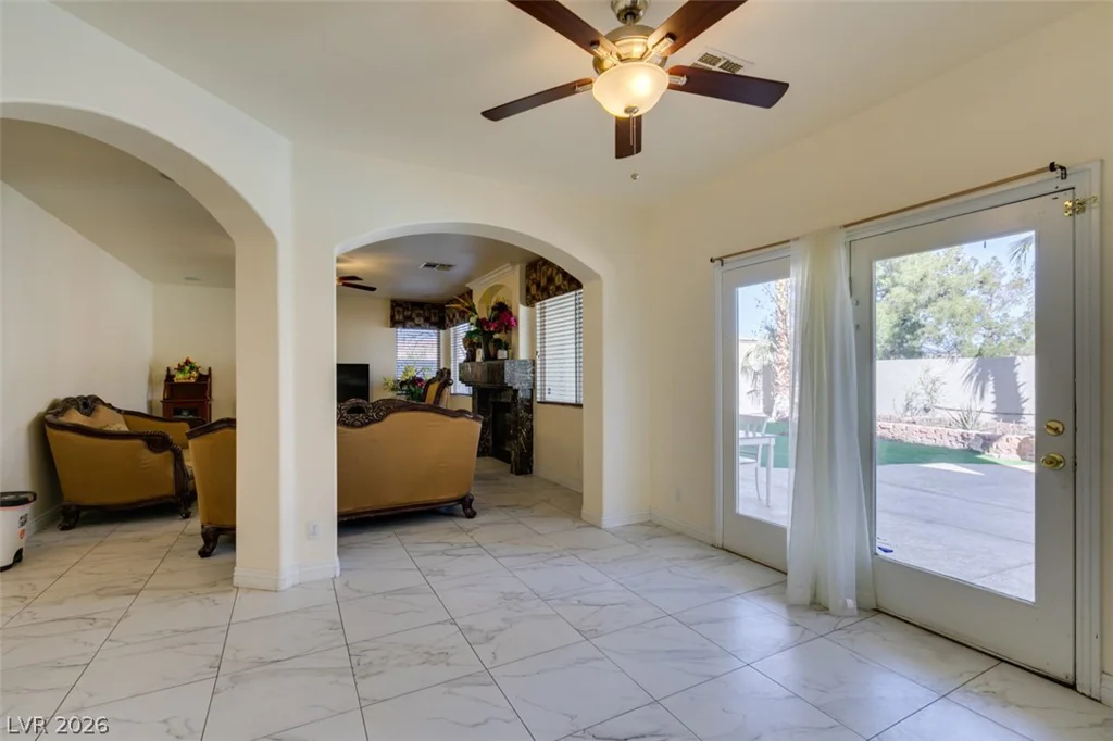 10 Gulf Pines, Las Vegas, NV 89148
