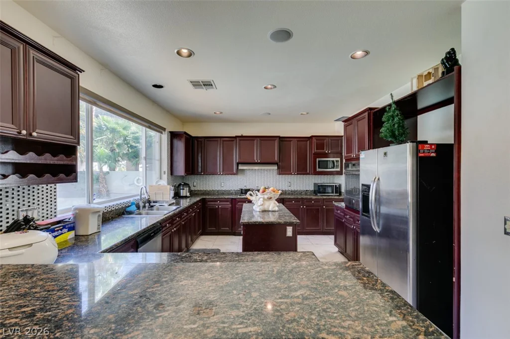 10 Gulf Pines, Las Vegas, NV 89148