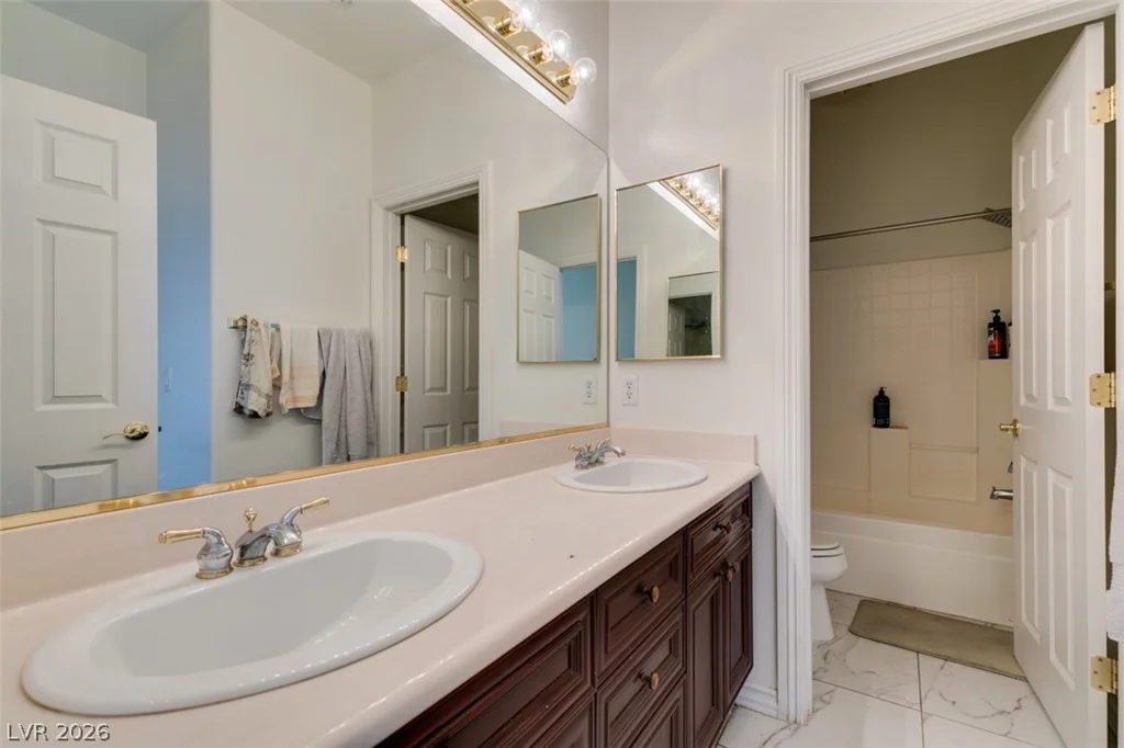 10 Gulf Pines, Las Vegas, NV 89148