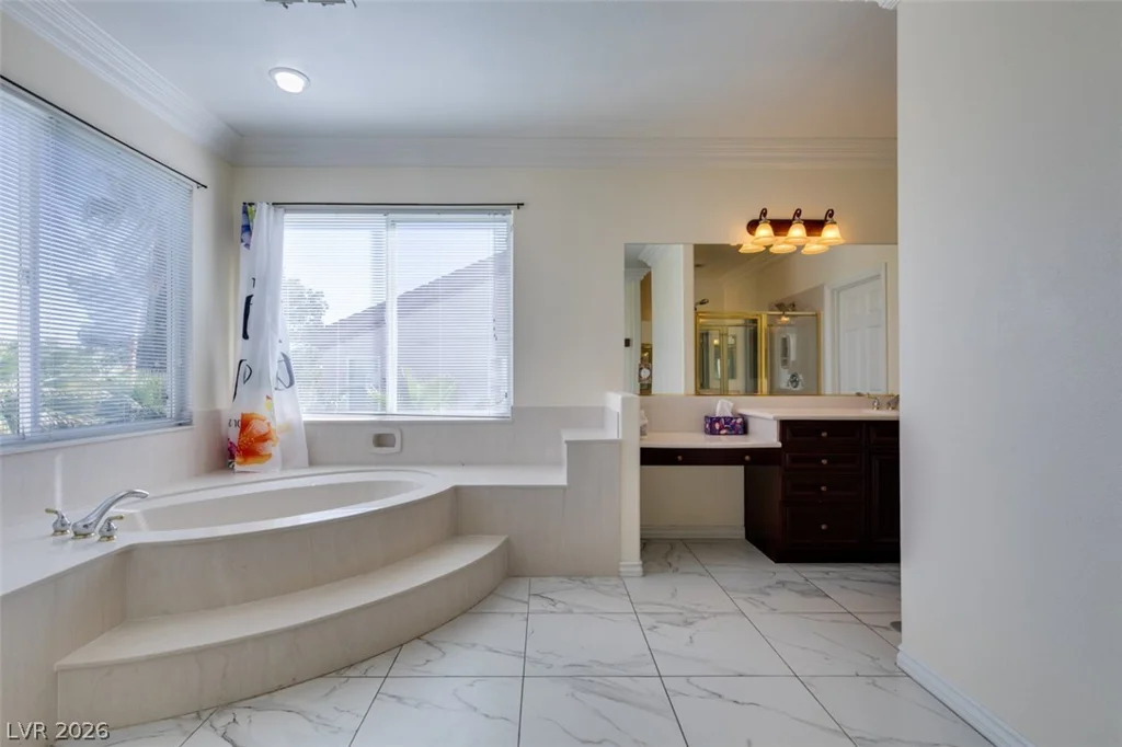 10 Gulf Pines, Las Vegas, NV 89148