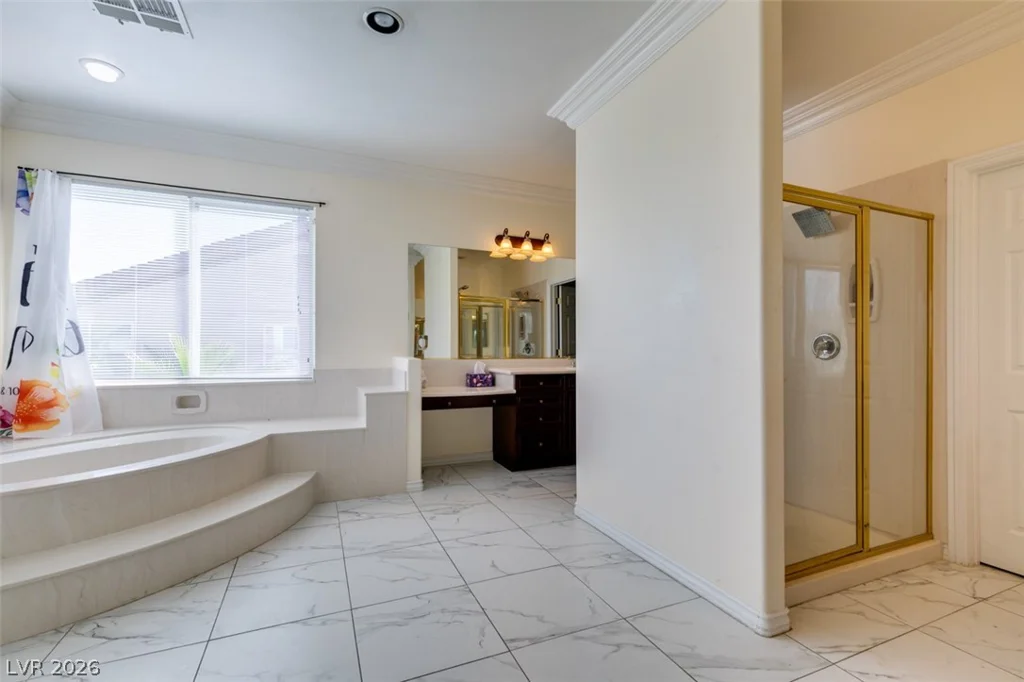 10 Gulf Pines, Las Vegas, NV 89148