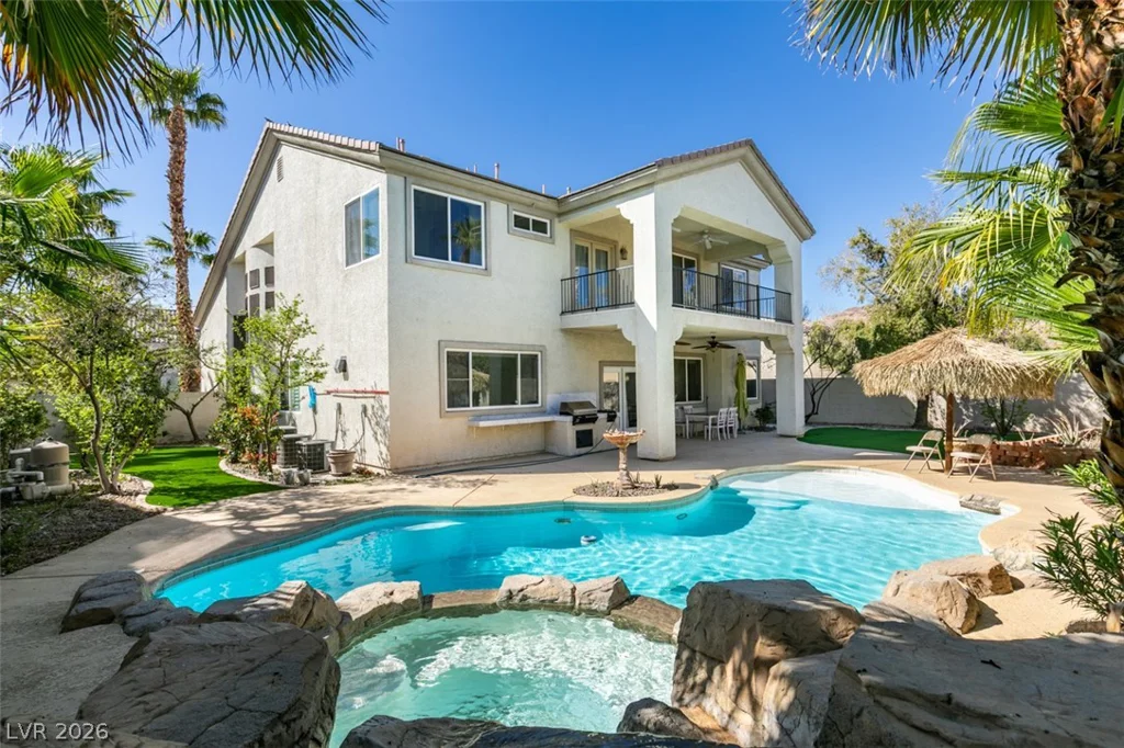 10 Gulf Pines, Las Vegas, NV 89148