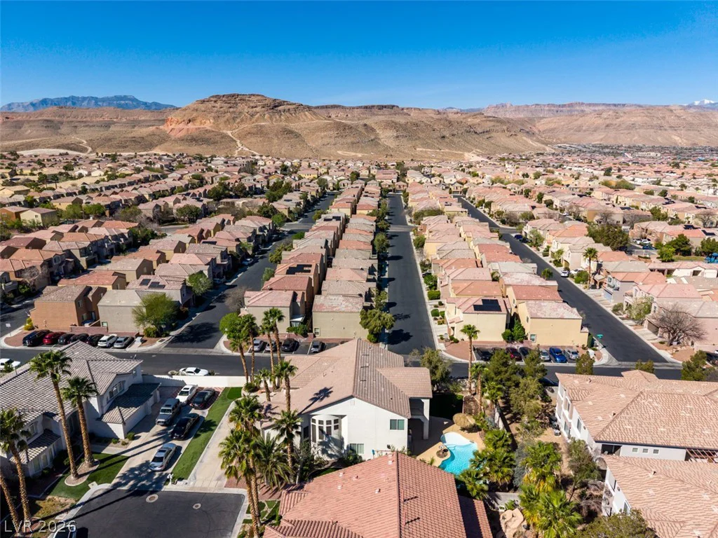 10 Gulf Pines, Las Vegas, NV 89148