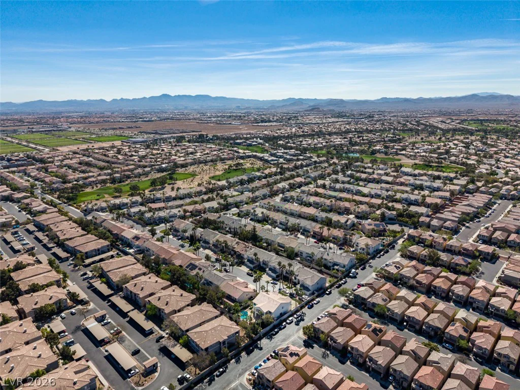 10 Gulf Pines, Las Vegas, NV 89148