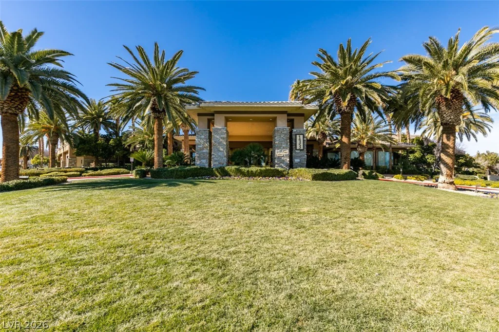 10 Gulf Pines, Las Vegas, NV 89148
