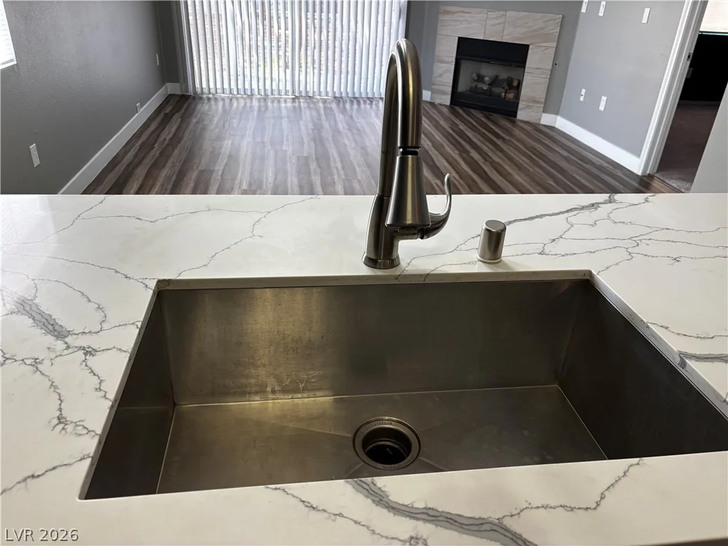 6453 Blue Blossom, Las Vegas, NV 89108