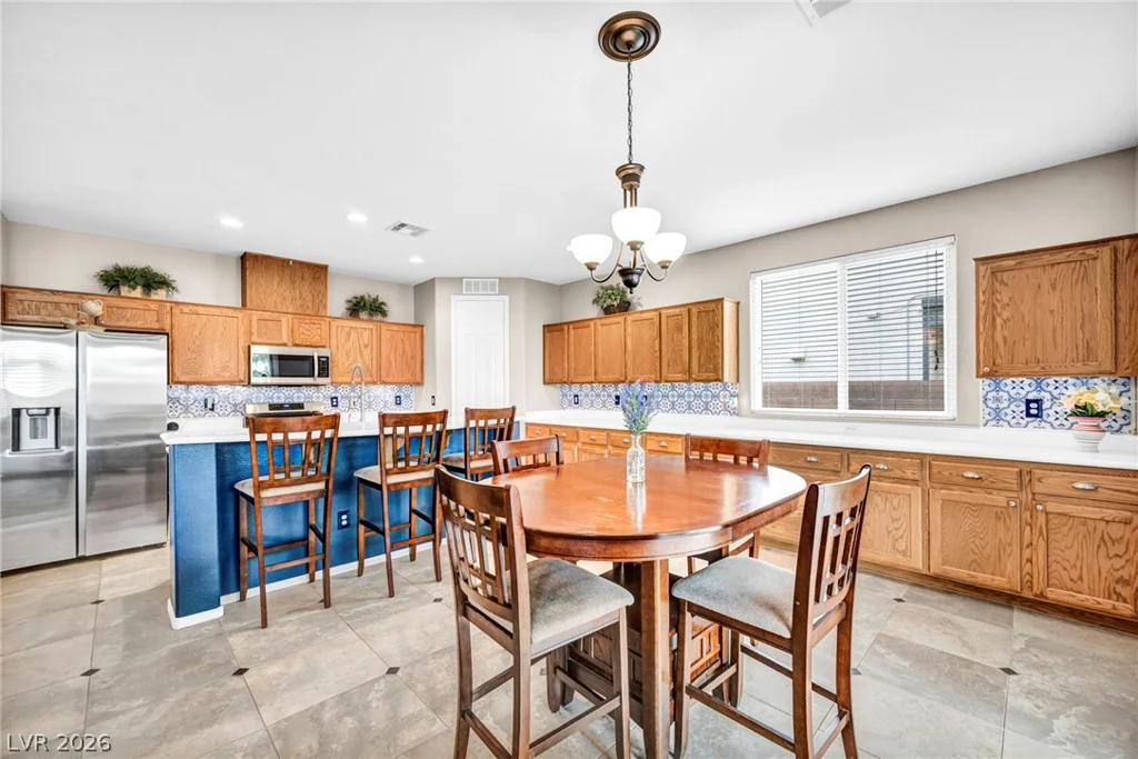 1080 Robin Leaf, Las Vegas, NV 89138